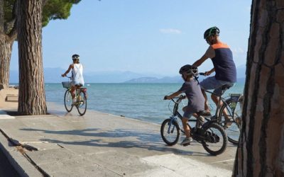 Vacanze in e-bike: nuovi itinerari alla portata di tutte e tutti