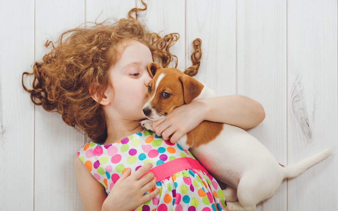 Cani e bambini: come mediare il rapporto con il migliore amico dell’uomo
