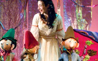 Il Teatro Colla: la tradizione di marionette che incanta bambini e bambine